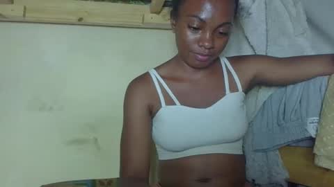 Snapshot of saphiana chatting on 10, 10, 2025 saphia online show from 10, 10, 2025