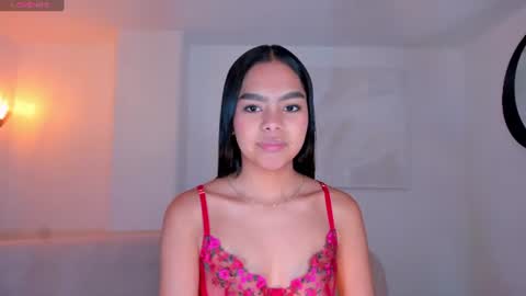 Saphira James online show from 25, 6, 2026