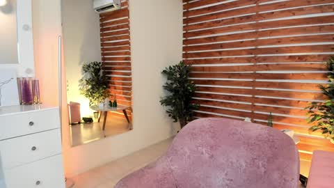 Snapshot of sapphire_venus chatting on 15, 1, 2025 Valerin online show from 15, 1, 2025