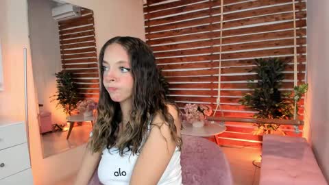 Snapshot of sapphire_venus chatting on 18, 2, 2025 Valerin online show from 18, 2, 2025