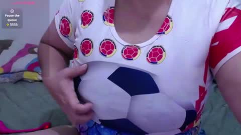 Snapshot of sara211 chatting on 13, 1, 2026 sara online show from 13, 1, 2026