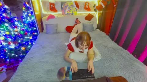 sara  foxy online show from 28, 12, 2024