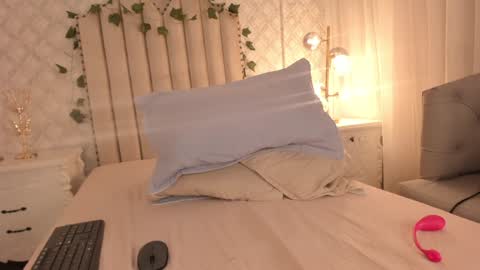 Sara online show from 19, 12, 2024