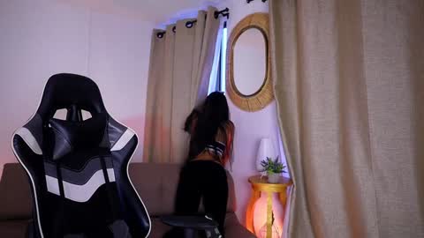 Sara  online show from 14, 12, 2024