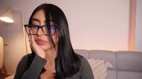 Snapshot of sara_albrecht chatting on 3, 2, 2026 Sara online show from 3, 2, 2026