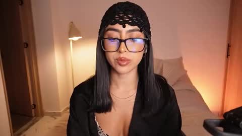 Snapshot of sara_albrecht chatting on 7, 2, 2026 Sara online show from 7, 2, 2026