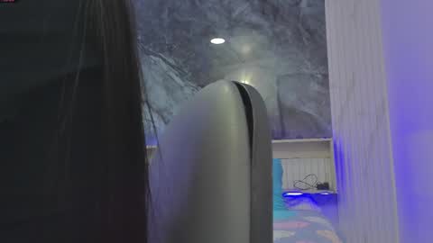 sara allenx online show from 5, 3, 2025