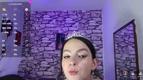 Snapshot of sara_alvarez_ chatting on 31, 1, 2025 Sara online show from 31, 1, 2025