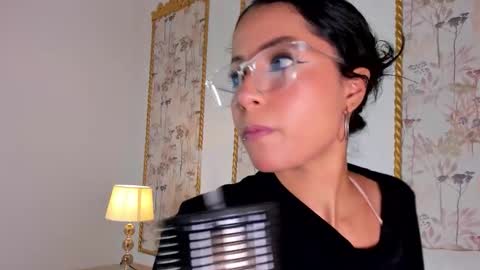 Sara online show from 3, 11, 2025