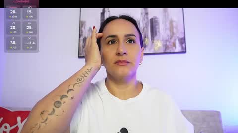   online show from 22, 10, 2025