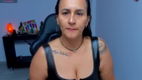   online show from 11, 7, 2026