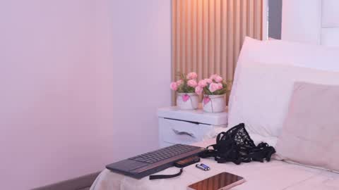 Snapshot of sara_goddess01 chatting on 11, 5, 2026 Sara online show from 11, 5, 2026