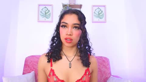 Snapshot of sara_jhonsonn chatting on 5, 2, 2025 Sara Jhonson online show from 5, 2, 2025