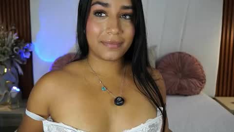  Sara Jones  online show from 9, 1, 2026