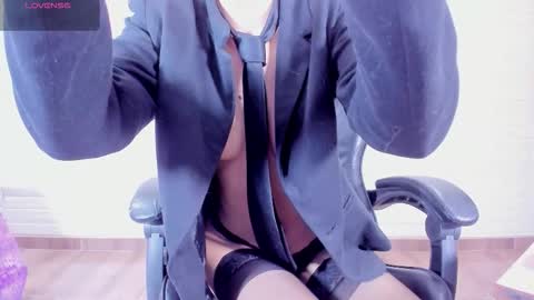 Sara Love online show from 17, 2, 2026