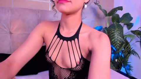 Sara  online show from 25, 7, 2026