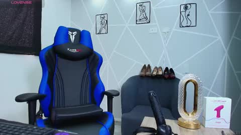 Snapshot of sara_moon3 chatting on 10, 2, 2025 Sara online show from 10, 2, 2025