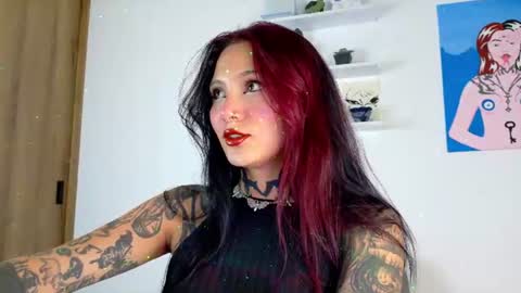 Snapshot of sara_queen9 chatting on 23, 6, 2026 Sara online show from 23, 6, 2026