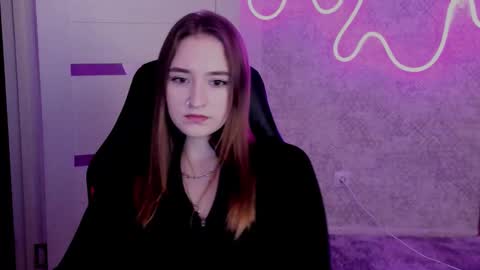 Snapshot of sara_rossse chatting on 14, 11, 2025 Sara online show from 14, 11, 2025