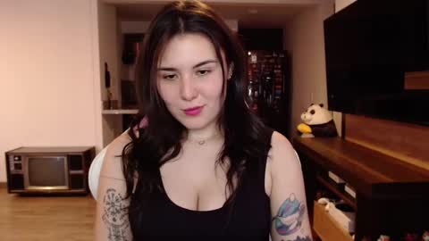 Snapshot of sara_sunrise_ chatting on 2, 12, 2024 Sara online show from 2, 12, 2024