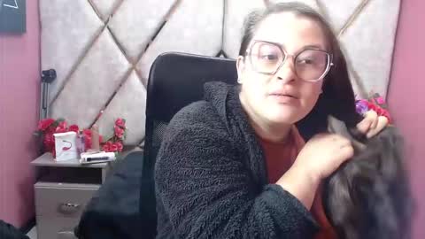 sara_thonson_ online show from 20, 2, 2026