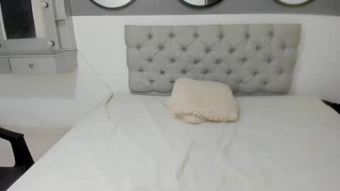 Snapshot of sara_valentina2 chatting on 9, 1, 2025 sara_valentina2 online show from 9, 1, 2025