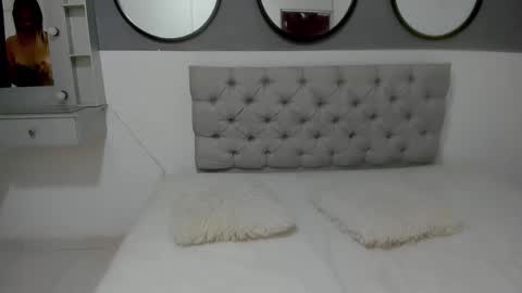 sara_valentina2 online show from 16, 1, 2025