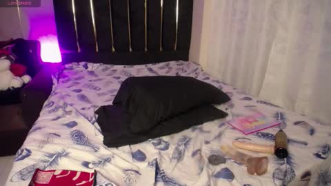 saraa_li online show from 21, 2, 2026