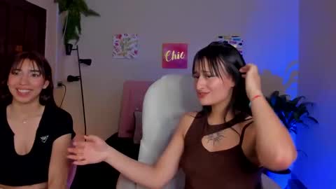 Sarah Ramirez online show from 21, 2, 2025