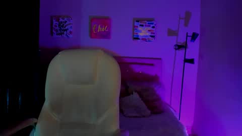 Sarah Ramirez online show from 11, 3, 2025