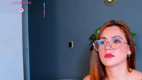 Sara Alvarezx online show from 13, 6, 2026