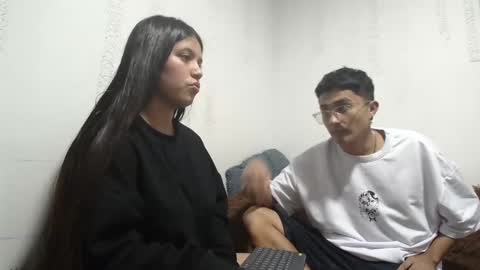 Snapshot of saraandthomas chatting on 9, 1, 2025 sara and thomas online show from 9, 1, 2025