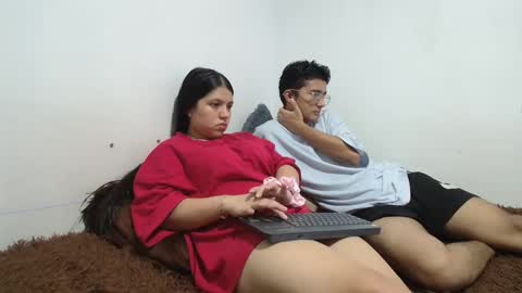 Snapshot of saraandthomas chatting on 20, 2, 2025 sara and thomas online show from 20, 2, 2025