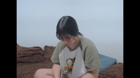 Snapshot of saraandthomas chatting on 11, 9, 2025 sara and thomas online show from 11, 9, 2025