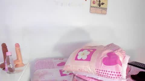  Ebony Pocahontas  online show from 8, 11, 2025