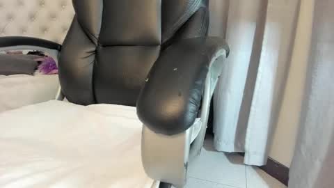 Snapshot of saraby_blandon chatting on 30, 1, 2025 online show from 30, 1, 2025