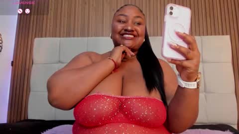 Snapshot of saraby_blandon chatting on 10, 10, 2025 online show from 10, 10, 2025