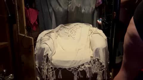 Sarrah Sweet online show from 5, 1, 2025