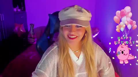 Snapshot of saradiazxxx chatting on 7, 5, 2026 saradiazxxx online show from 7, 5, 2026