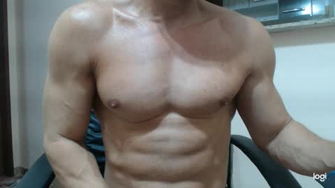 saradorj92 online show from 5, 2, 2025