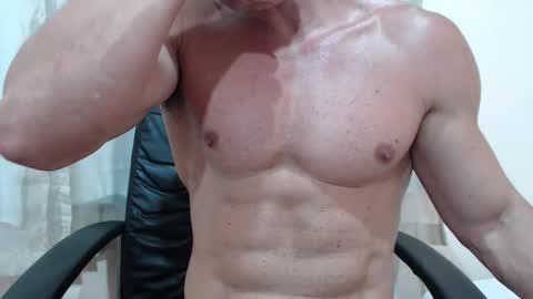 saradorj92 online show from 7, 1, 2026