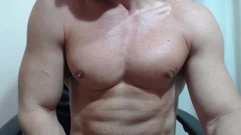 saradorj92 online show from 18, 2, 2026