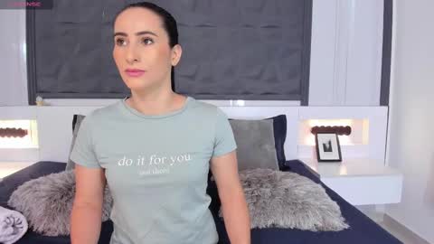  Sara Gomez  online show from 11, 3, 2025