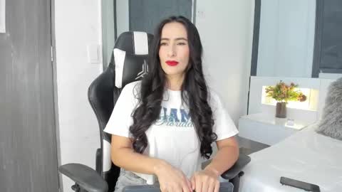  Sara Gomez  online show from 5, 10, 2025