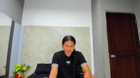 Snapshot of sarah__19 chatting on 30, 10, 2025 Sarah online show from 30, 10, 2025