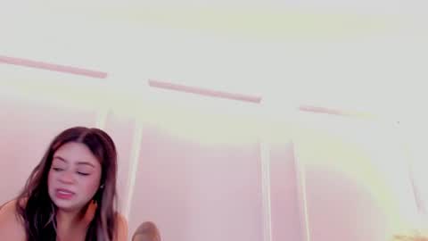 Sarah Bonneth online show from 30, 6, 2026