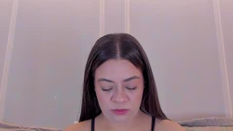 Sarah Bonneth online show from 23, 7, 2026