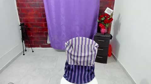 Snapshot of sarah_fox20 chatting on 24, 2, 2025 Sarah online show from 24, 2, 2025