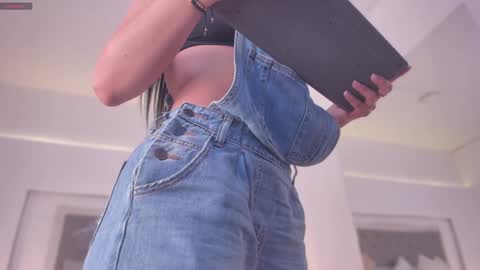       online show from 18, 12, 2024