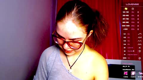 Snapshot of sarah_hs chatting on 14, 12, 2024 Sarah online show from 14, 12, 2024